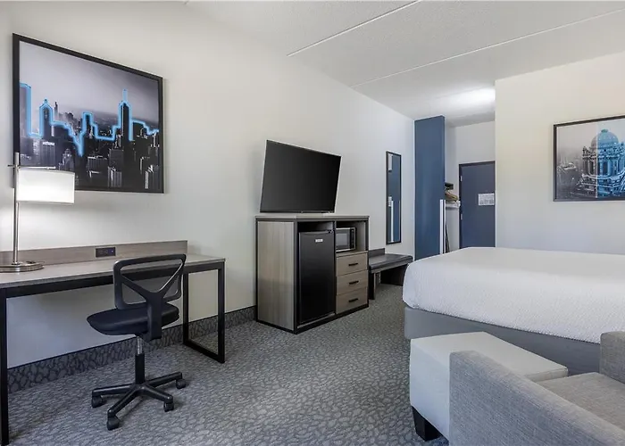 Hotel Western *