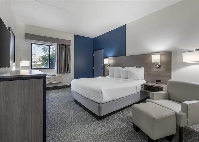 Western Hotel *