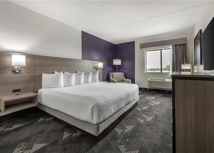 Hotel Western *